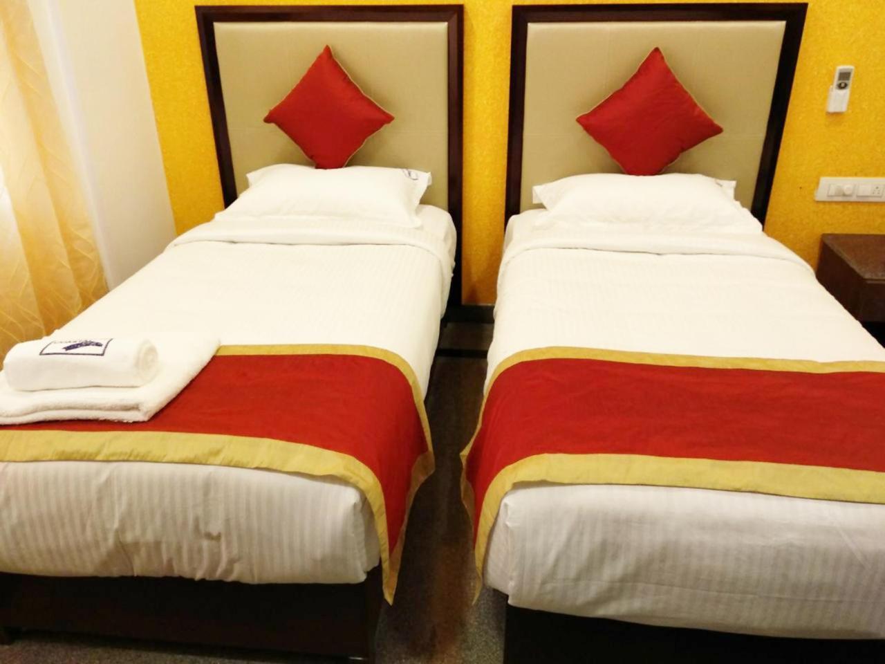 Coastal King Hotel Бангалор Екстериор снимка